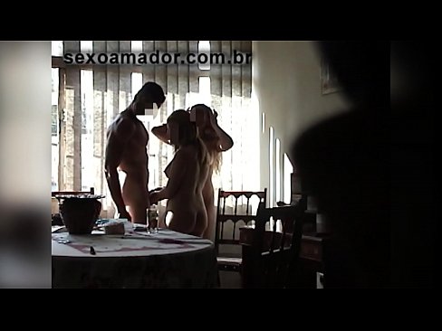 ❤️ Els amics sexuals conviden un home gegant i un trio amb ell ❤️❌ Súper sexe a nosaltres ca.mrpornogratis.ru